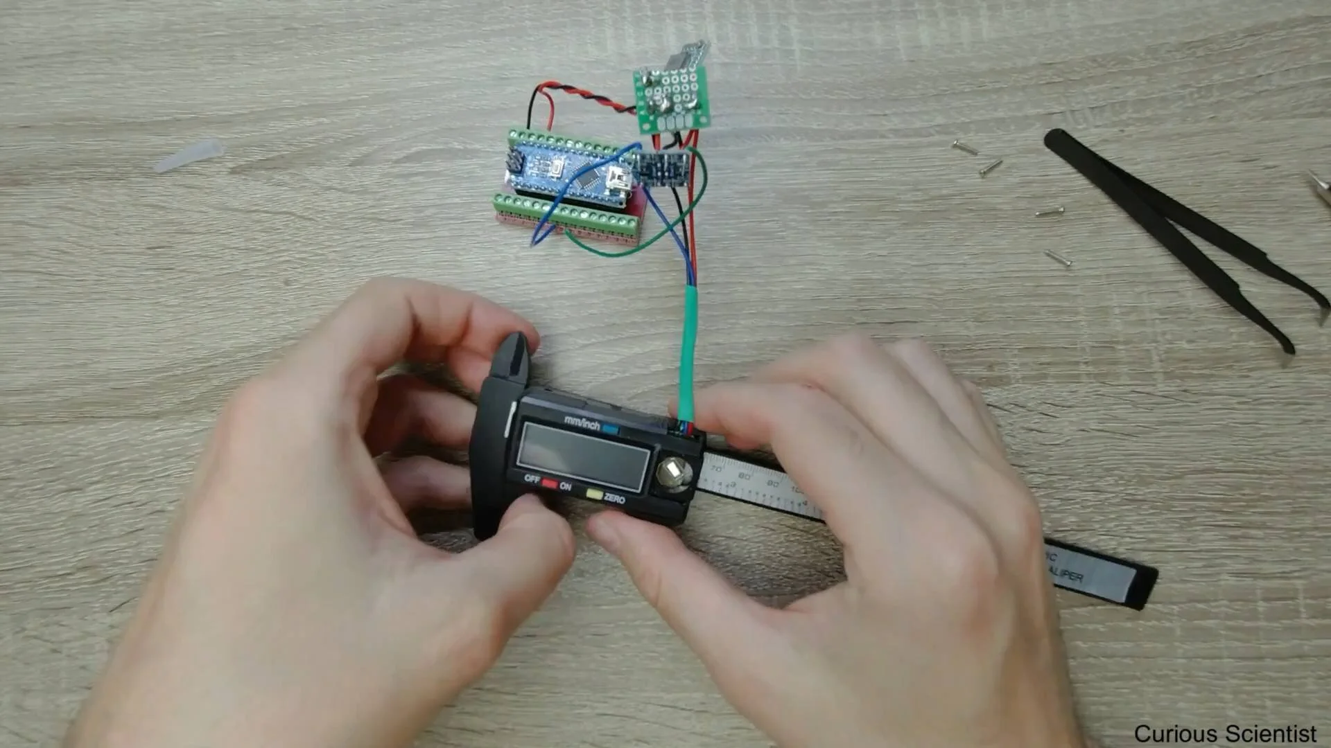 Caliper arduino online